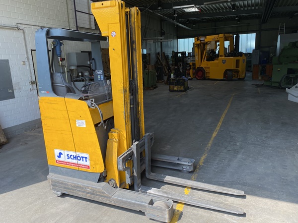 Jungheinrich ETV 112 (1)